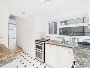 Photo 7- click for photo gallery